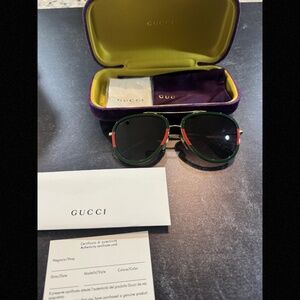 NEW NEVER WORN: GUCCI Women's Aviator Sunglasses 57mm
